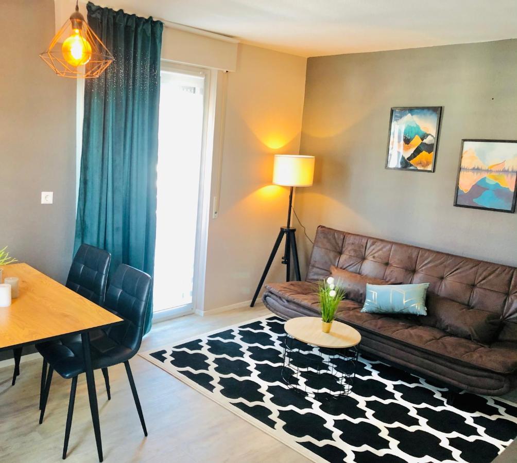 Central-modern With Balcony Near Mtu, The By Lakescape Fewos Apartment Friedrichshafen